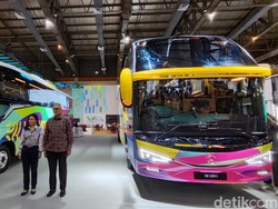 Mercy Luncurkan 4 Bus Ramah Lingkungan di GIICOMVEC 2024