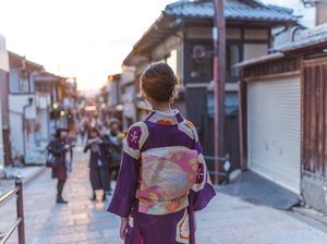 7 Aliran Sesat dan Aneh di Jepang yang Mungkin Belum Kamu Tahu