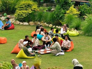 7 Rekomendasi Restoran Buat Munggahan Ramadan 2024 di Bandung 7 Rekomendasi Restoran Buat Munggahan Ramadan 2024 di Bandung
