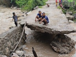 Jembatan di Amfoang Putus, Akses Lumpuh Total