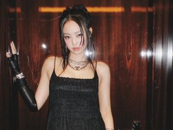 Gaya Kondangan Jennie BLACKPINK Jadi Perdebatan, Disebut Bak ke Pemakaman