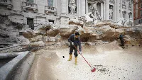 Ke Mana Larinya Koin-koin di Air Mancur Trevi Italia?