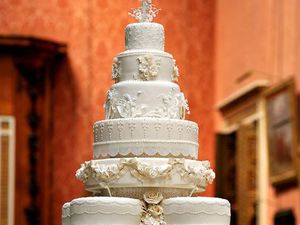 5 Kue Pengantin Berharga Fantastis, Ada yang Capai Rp 15,6 Miliar 5 Kue Pengantin Berharga Fantastis, Ada yang Capai Rp 15,6 Miliar