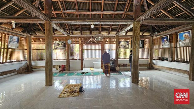 Masjid Tuha Ulee Kareng