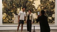Melihat Pameran Lukisan dan Instalasi Khas/Bentuk di Semarang