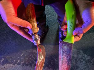 Bikin Resah! Geng Motor Bawa Pisau Ugal-ugalan di Jalanan Cimahi