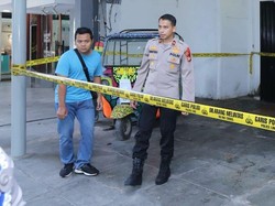 Kafe MB Kemang Lokasi Penusukan Maut Dipasangi Garis Polisi