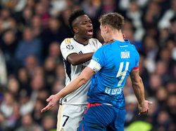 Ulah Nakal Vinicius ke Pemain RB Leipzig Berujung Kartu Kuning