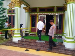 Rumah Ketua Partai Aceh Dilempar Bom Molotov
