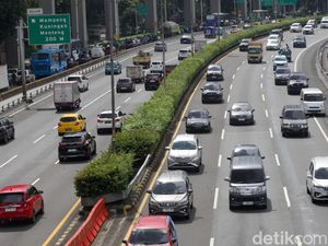 Tarif Tol Dalam Kota yang Resmi Naik Hari Ini Tarif Tol Dalam Kota yang Resmi Naik Hari Ini