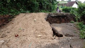 12 Rumah Rusak Gegara Tanah Bergerak di Jombang, Begini Penampakannya
