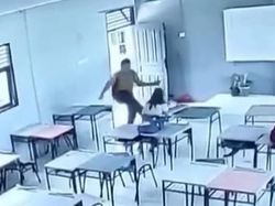 Viral Siswi SMK di Batam Jadi Korban Bullying, Tubuh Ditendang-Kepala Ditempeleng