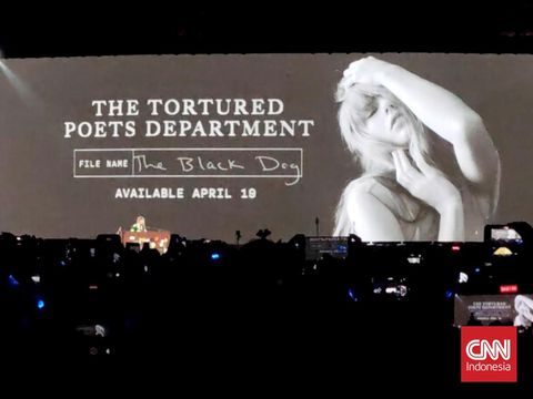 Momen saat Taylor Swift mengumumkan di The Eras Tour Singapura, Minggu (3/3), tentang versi terakhir dari album barunya, The Tortured Poets Department, yang akan rilis 19 April 2024.