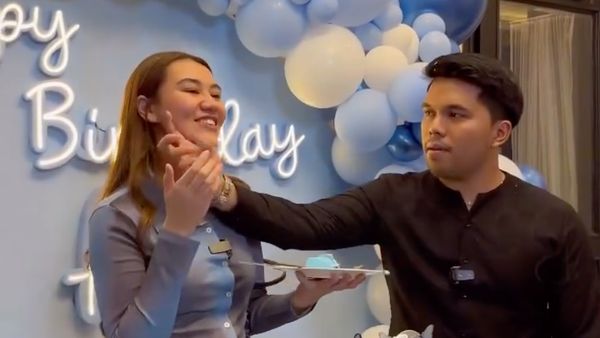 8 Foto Ultah Aaliyah Massaid, Mesra Dapat Kejutan di RI - Amerika Dari Thariq