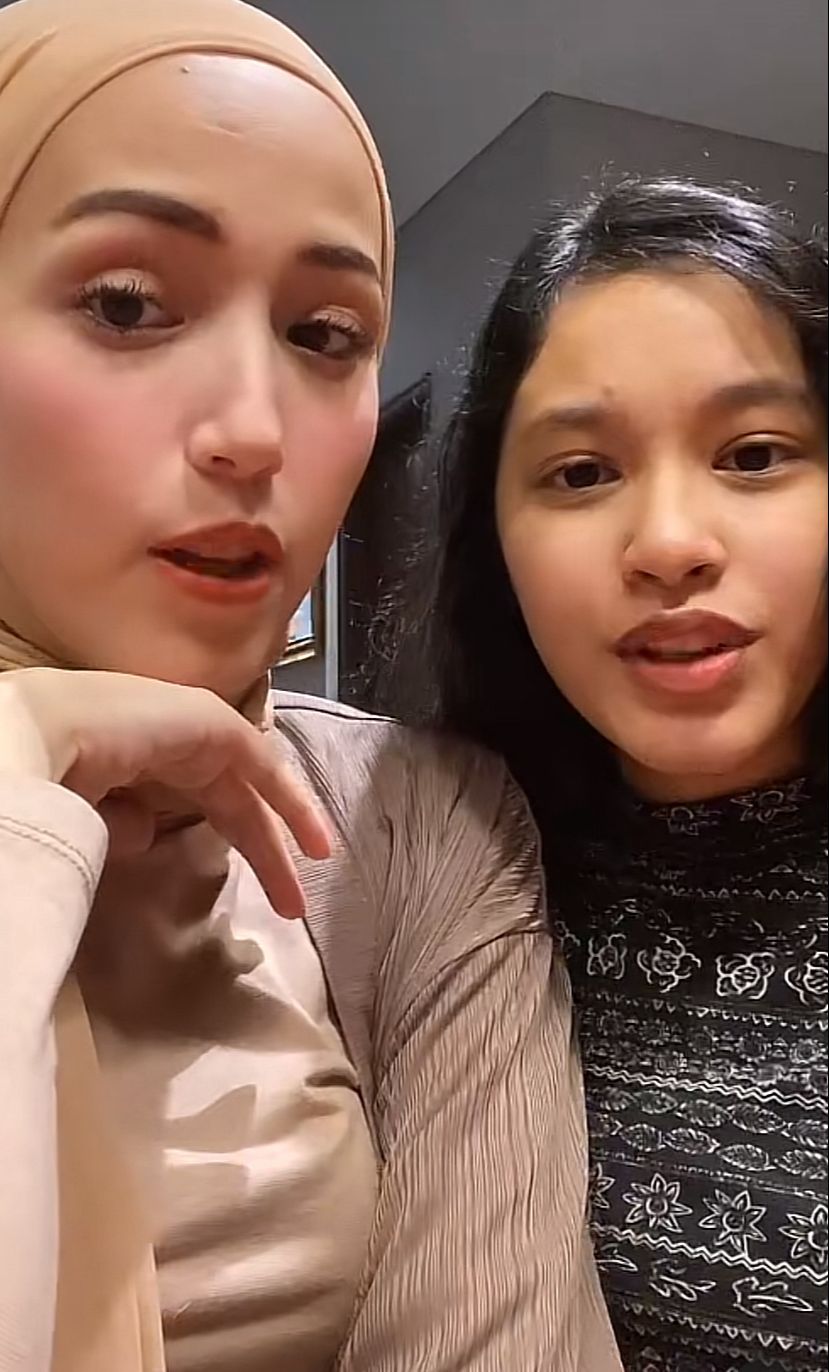 Adelia Pasha dan Shakiena Azalea
