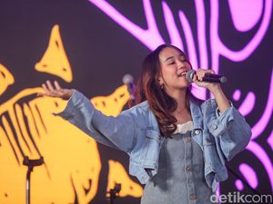 Alsa Aqilah Punya Rencana Tampil Lebih Cheerful dari Biasanya Alsa Aqilah Punya Rencana Tampil Lebih Cheerful dari Biasanya