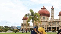 Bingkai Sepekan: Ragam Tradisi Sambut Bulan Suci