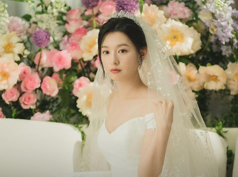Drama Korea Queen of Tears (2024) Kim Ji-won dalam drama Korea Queen of Tears (2024). (tvN)