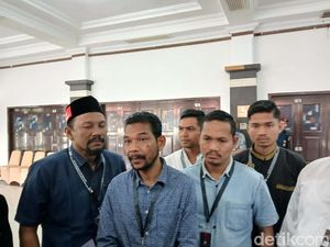 Calon Senator Ramai-ramai Lapor Dugaan Penggelembungan Suara di Pidie Calon Senator Ramai-ramai Lapor Dugaan Penggelembungan Suara di Pidie
