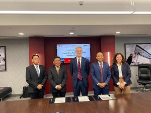 KAI Teken Kontrak Pengadaan Suku Cadang Lokomotif dengan Perusahaan AS