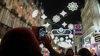 Lampu Hiasan Ramadan Menyala di Kota London