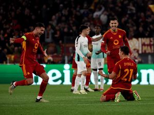 AS Roma Vs Brighton: Serigala Bantai The Seagulls 4-0 AS Roma Vs Brighton: Serigala Bantai The Seagulls 4-0