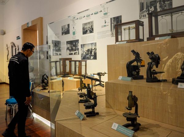 Melihat Museum Sejarah Kesehatan Bio Farma