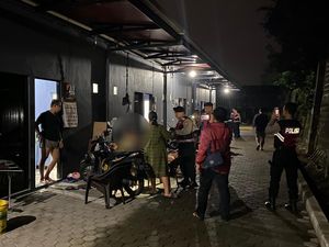 3 Perempuan Open BO Terjaring Razia Jelang Ramadan di Kota Mojokerto 3 Perempuan Open BO Terjaring Razia Jelang Ramadan di Kota Mojokerto