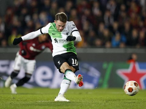 Soccer Football - Europa League - Round of 16 - First Leg - Sparta Prague v Liverpool - epet ARENA, Prague, Czech Republic - March 7, 2024 Liverpool's Alexis Mac Allister scores their first goal from the penalty spot REUTERS/David W Cerny