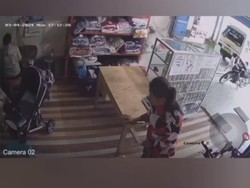 Viral Wanita di Taput Diduga Peras Warga Sambil Bawa Sajam