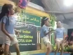 Warga Kecam Aksi 3 Gadis Ngebor di Wisuda Madrasah Pasuruan