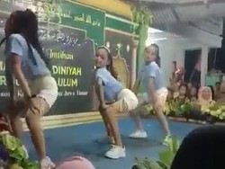 Heboh Video Tiga Gadis Goyang Ngebor di Acara Madrasah Pasuruan