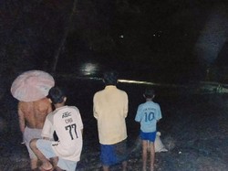 Sungai Cibareno Meluap, Warga Perbatasan Jabar-Banten Siaga