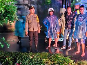 Bermain Saat Banjir, Remaja di Denpasar Tewas Masuk Gorong-gorong Bermain Saat Banjir, Remaja di Denpasar Tewas Masuk Gorong-gorong