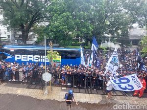 We Love You Persib Menggema di Sulanjana Bandung