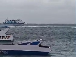 Terjebak Cuaca Buruk, 2 Kapal Tujuan Kangean Berlindung di Pulau Goa-goa