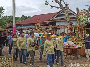 Petani Palopo Pamerkan Buah Durian-Rambutan Gratis di Fruit Fiesta 2024
