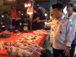 Gubernur Jambi Cek Pasar, Temukan Harga Sembako Mulai Naik