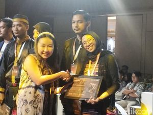 CT ARSA Foundation Raih Penghargaan Proyek Inisiatif Terbaik Bidang Pendidikan CT ARSA Foundation Raih Penghargaan Proyek Inisiatif Terbaik Bidang Pendidikan
