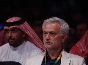 Jose Mourinho dan Pemilik Chelsea Bertemu di Arab Saudi?
