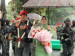 Juliana Moechtar Bangga-Haru Suami Jadi Komandan Upacara Pertama di IKN