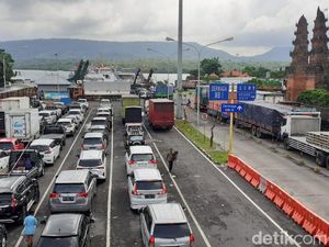 Antrean Kendaraan Mulai Mengular di Pelabuhan Gilimanuk Jelang Nyepi