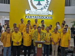 Airlangga Bantah Rapat Pleno Bahas Munas Golkar Airlangga Bantah Rapat Pleno Bahas Munas Golkar