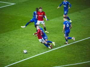 Potret Garnacho Pamer Aksi Menawan, Terhenti oleh Pelanggaran Lawan Potret Garnacho Pamer Aksi Menawan, Terhenti oleh Pelanggaran Lawan