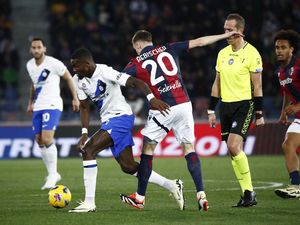 Inter Milan Susah Payah Kalahkan Bologna 1-0, Yann Bisseck Jadi Pahlawan