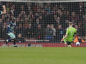 Arsenal Vs Brentford: Ramsdale Blunder, The Gunners Tertahan 1-1 di Babak I