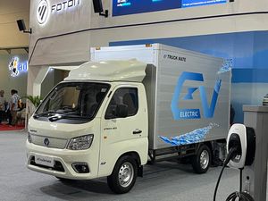 Foton Luncurkan 3 Mobil Niaga Bertenaga Listrik Foton Luncurkan 3 Mobil Niaga Bertenaga Listrik