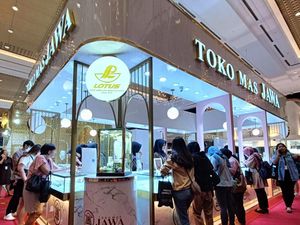 Intip Suasana Jakarta International Jewellery Fair 2024