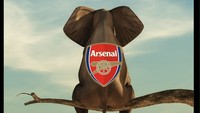 Arsenal bertengger di posisi teratas dan kini menantikan hasil dua pesaing terdekat, Liverpool dan Manchester City, yang akan saling berhadapan. Foto: dok. Internet/X (Twitter)
