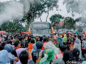 75 Tahun Persibo, Warga Bojonegoro Berharap Promosi ke Liga 2 75 Tahun Persibo, Warga Bojonegoro Berharap Promosi ke Liga 2